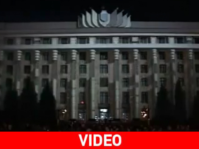 Απίστευτο θέμα με φώτα και λέιζερ